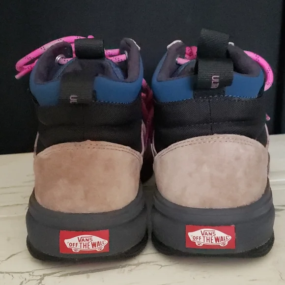 Vans Ultrarange Hi DL MTE Mid-Top  Sneaker - Unisex size 8 Men's/ 9.5 Women's - Picture 8 of 15